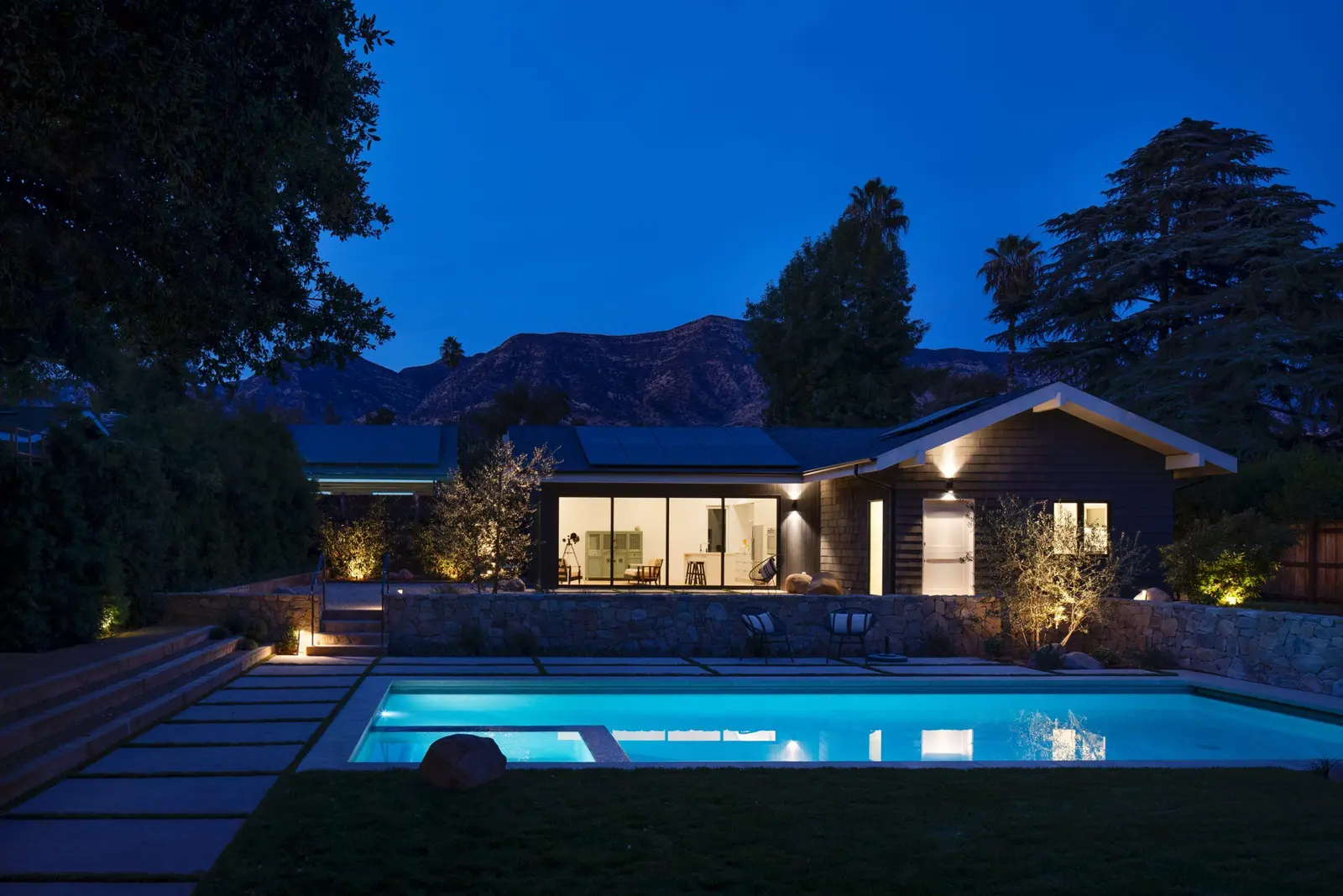 Custom residence and swimming pool